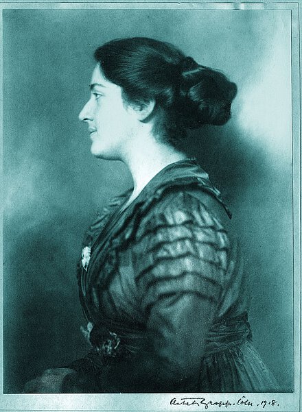 Lilli Jahn, 1918 (Familienarchiv Martin Doerry) Lilli Jahn